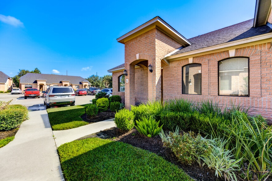 More Photos Of 1836 Snake River Rd, Katy Office Residential For Sale