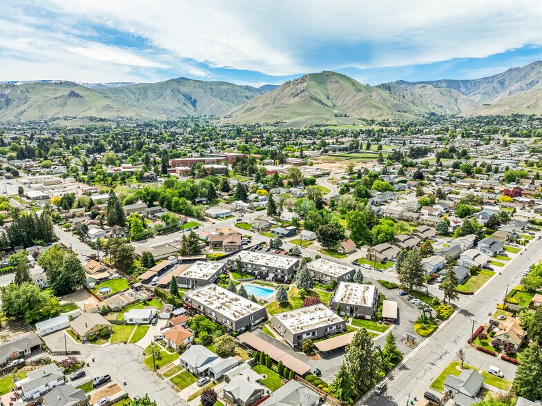 More Photos Of 1311 Westwood Ave, Wenatchee Apartments For Sale