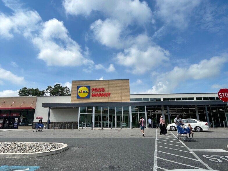 More Photos Of 713 E Baltimore Ave, Clifton Heights Freestanding For Lease