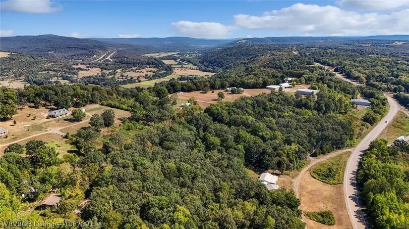 More Photos Of 10425 N Highway 71, Mountainburg Light Manufacturing For Sale