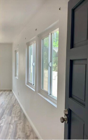 More Photos Of 4203 N Huntington Dr, Los Angeles Storefront Retail Residential For Sale