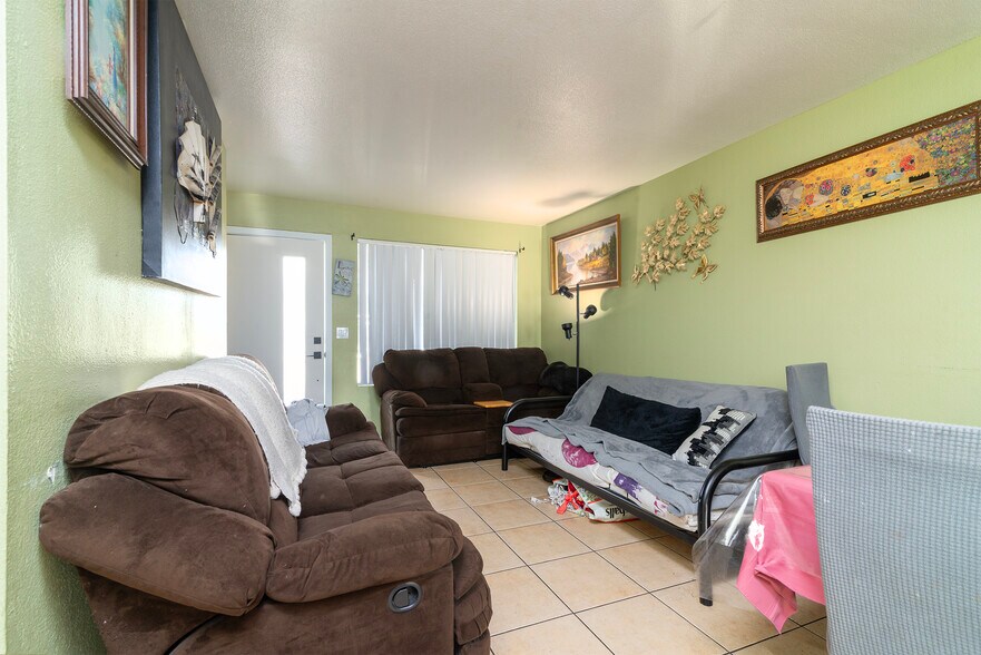 More Photos Of 2444 E Willetta St, Phoenix Multifamily For Sale