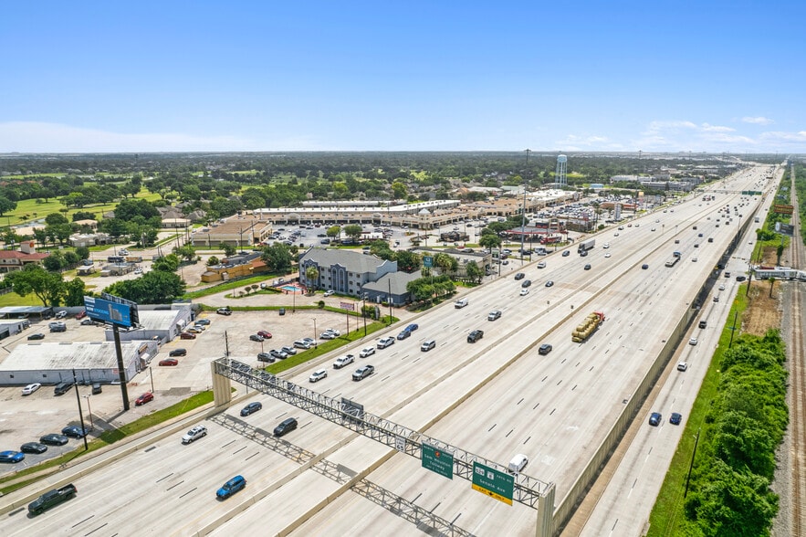 More Photos Of 17550 Northwest Fwy, Houston Hotel For Sale