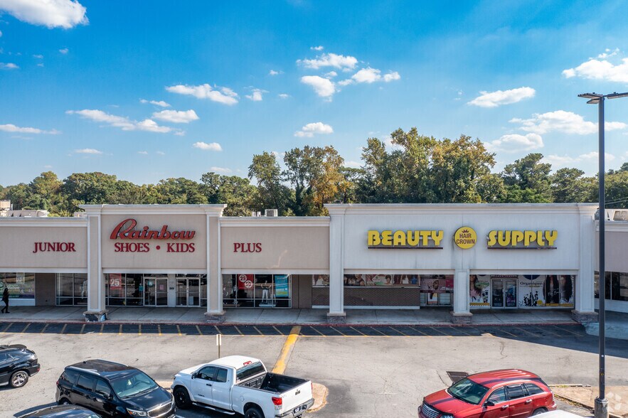 More Photos Of 3435-3553 Memorial Dr, Decatur Storefront For Lease