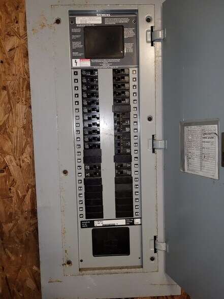 More Photos Of 110 Mary Esther Blvd, Mary Esther Freestanding For Lease