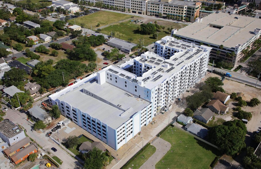 More Photos Of 609 2nd St, West Palm Beach Apartments For Lease