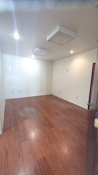 More Photos Of 1440 N Dorgenois St, New Orleans Freestanding For Lease