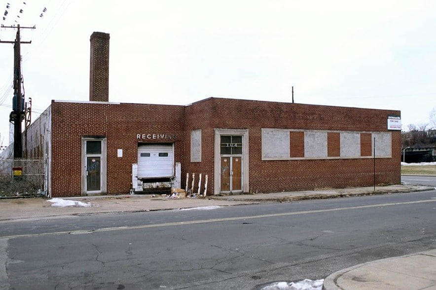 More Photos Of 304 N Smallwood St, Baltimore Warehouse For Sale