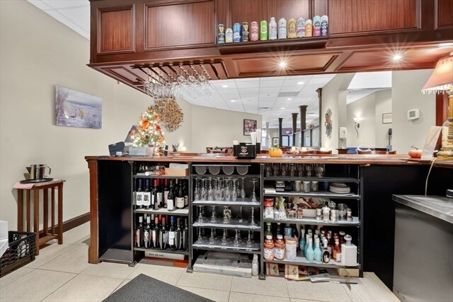 More Photos Of 625 College Hwy, Southwick Restaurant For Lease