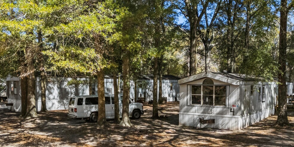 Primary Photo Of 496 County Road 109, Daleville Manufactured Housing Mobile Home Park For Sale