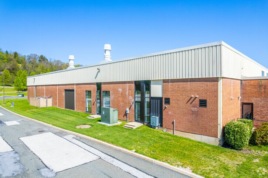 More Photos Of 640-660 Allendale Rd, King Of Prussia Research And Development For Lease