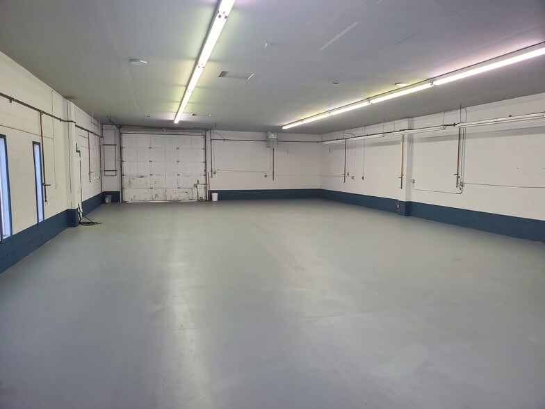 More Photos Of 387 E 55th Ave, Denver Warehouse For Lease