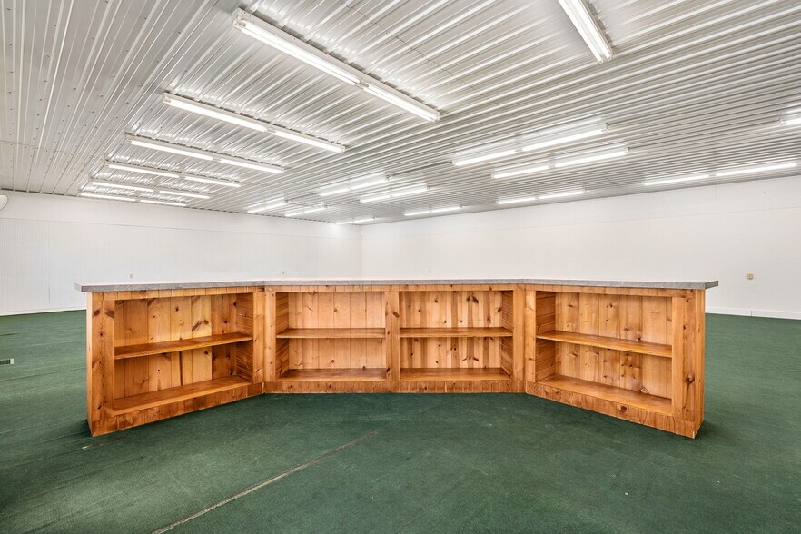 More Photos Of 438 Highway Ave S, Blooming Prairie Office For Sale