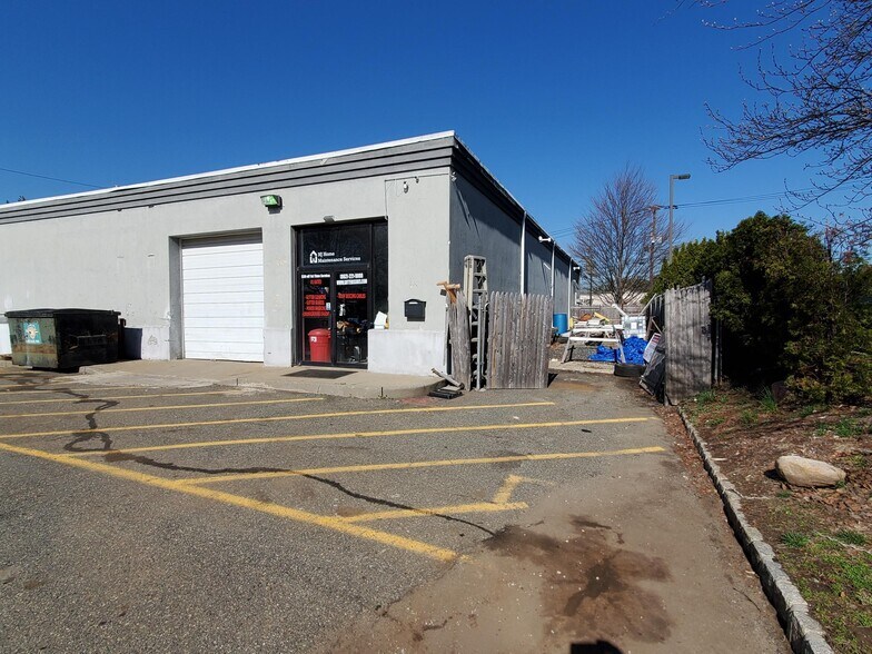 More Photos Of 472 US Highway 46, Fairfield Storefront Retail Office For Lease