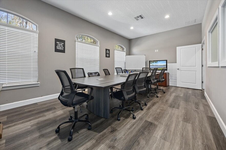Primary Photo Of 9521 Shellie Rd, Jacksonville Medical For Sale