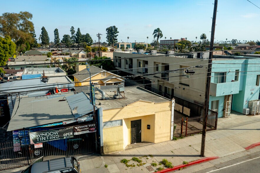 More Photos Of 6804 S Hoover St, Los Angeles Flex For Sale