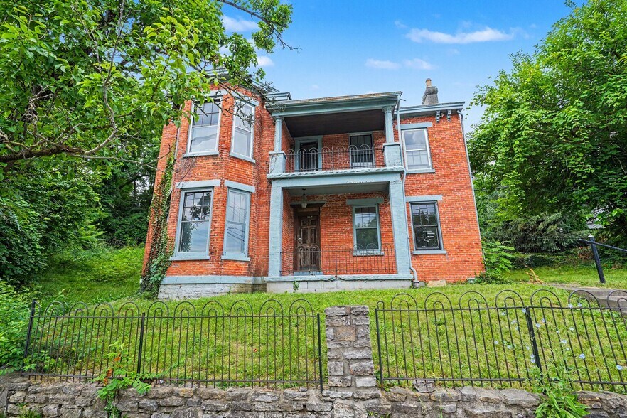 Primary Photo Of 831 Highway Ave, Covington Office For Sale