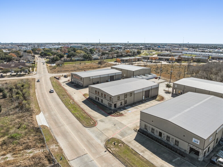 More Photos Of 20813 Park Row Dr, Katy Warehouse For Sale