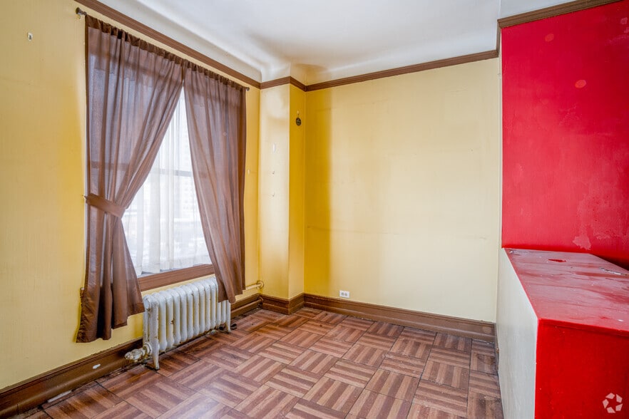 More Photos Of 400 Bagley St, Detroit Apartments For Sale