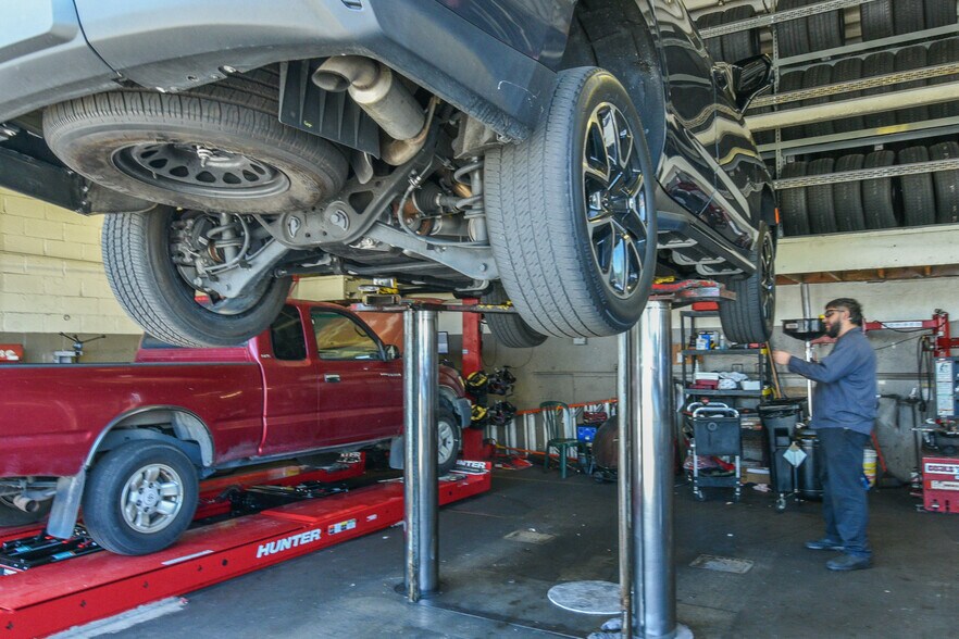 More Photos Of 1500 S Baldwin Ave, Arcadia Auto Repair For Lease