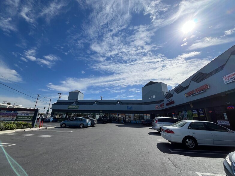 More Photos Of 303-317 Lincoln Blvd, Venice Unknown For Lease