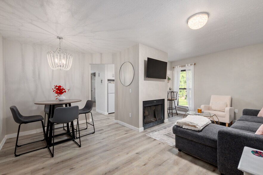 More Photos Of 2404 4th St, Cuyahoga Falls Office For Sale