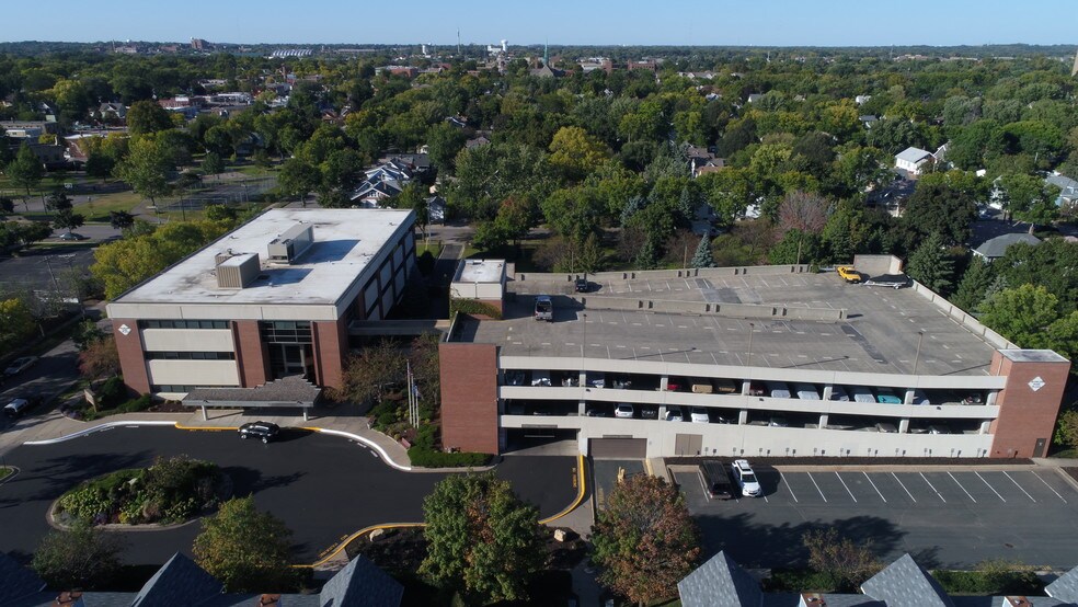 More Photos Of 570 Asbury St, Saint Paul Office For Lease