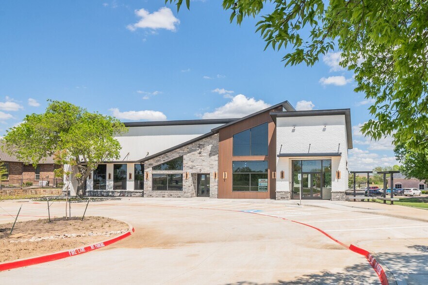 More Photos Of 120 Mitchell rd, Mansfield Medical For Lease