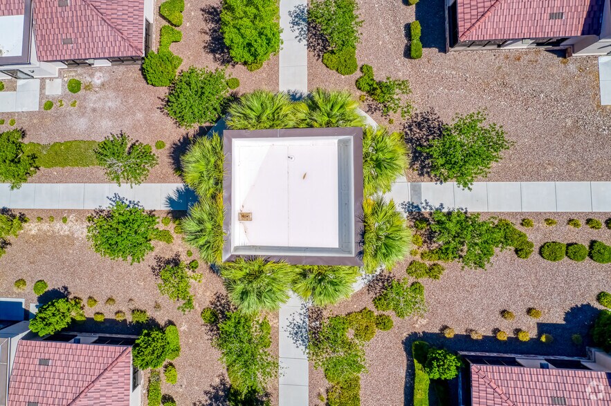 More Photos Of 1587 E Windmill Ln, Las Vegas Office For Sale