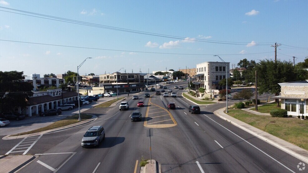 More Photos Of 116 S US Highway 281, Marble Falls Office For Lease