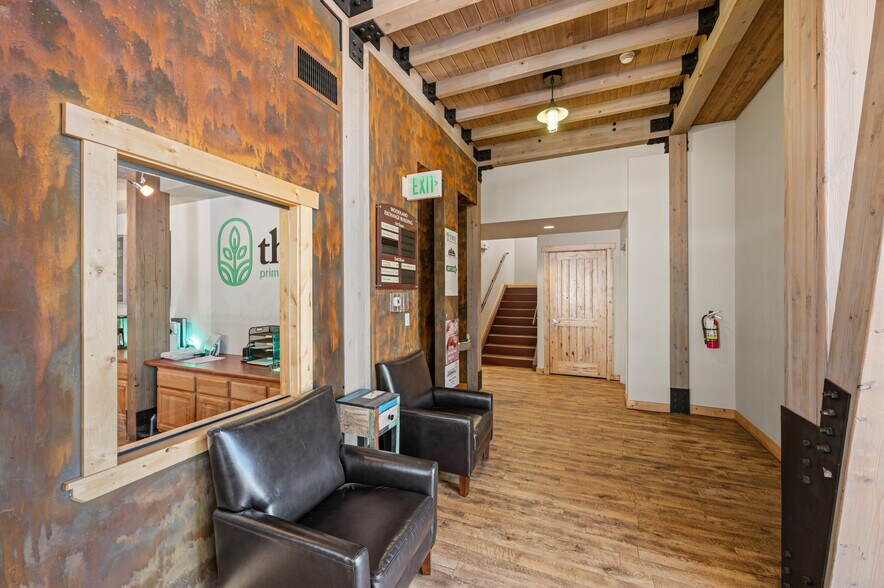 More Photos Of 509 Scott Ave, Woodland Park Medical For Lease