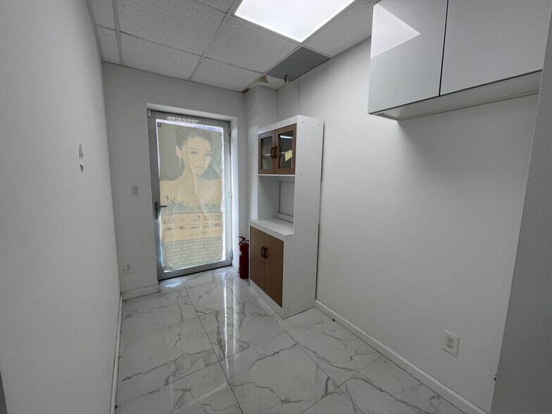 More Photos Of 41-42 College Point Blvd, Flushing Apartments For Sale