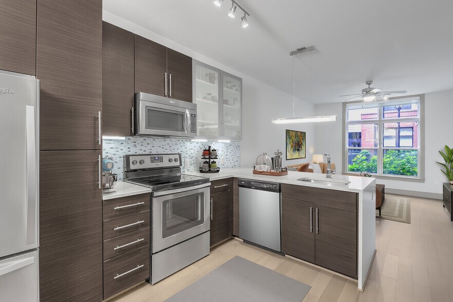 More Photos Of 1750 Camden Rd, Charlotte Apartments For Lease