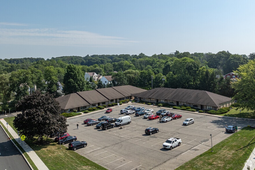 More Photos Of 121 Center Grove Rd, Randolph Medical For Lease
