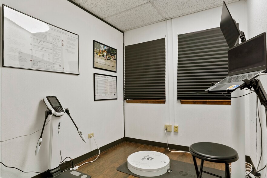 More Photos Of 5005 W 81st Pl, Westminster Office For Lease