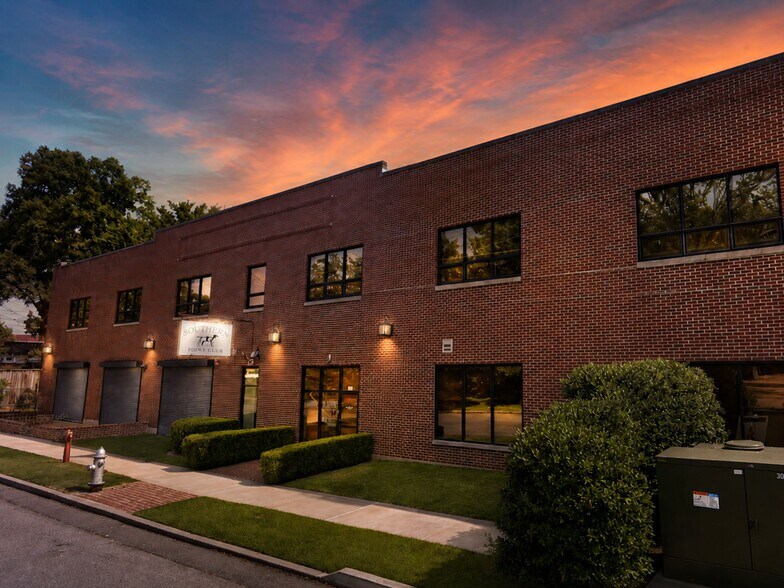 Primary Photo Of 802 Rozelle St, Memphis Loft Creative Space For Sale