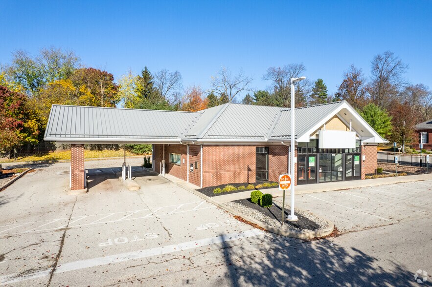More Photos Of 2905 N Whitehall Rd, Norristown Bank For Lease