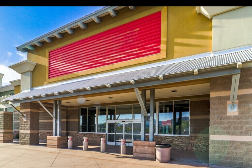 Primary Photo Of 1976 W Baseline Rd, Phoenix Storefront For Lease