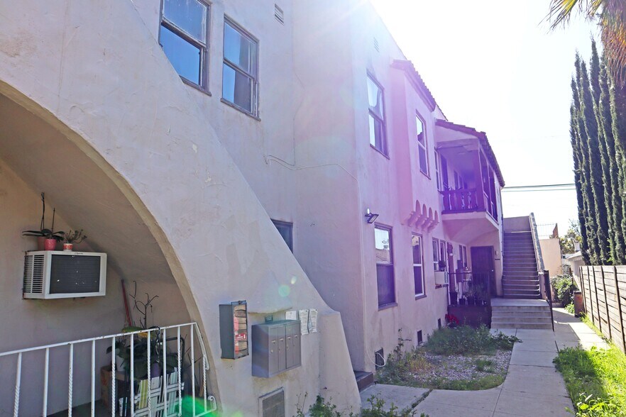 More Photos Of 5830 La Mirada Ave, Los Angeles Apartments For Sale