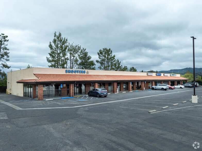 More Photos Of 24450 Lyons Ave, Newhall Unknown For Lease