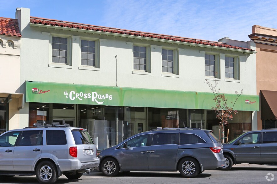 More Photos Of 122 W 7th St, Hanford Storefront Retail Office For Sale