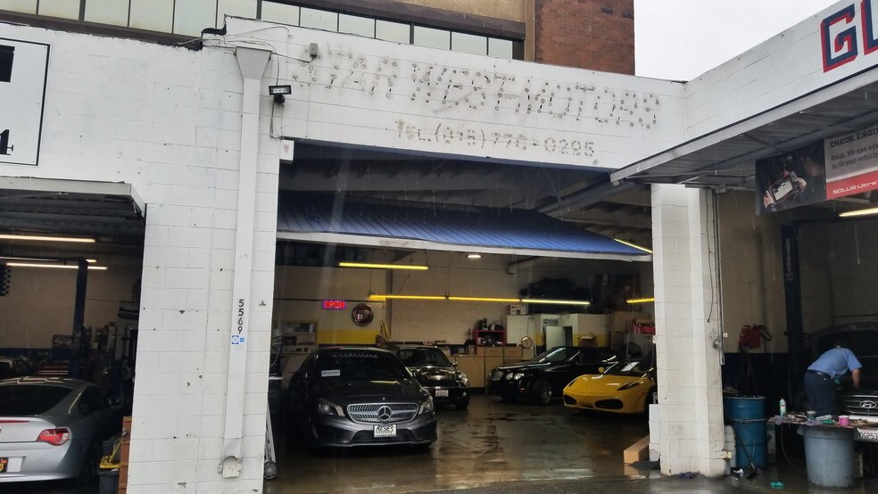 More Photos Of 5569 Reseda Blvd, Tarzana Auto Repair For Lease