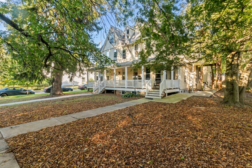 Primary Photo Of 5009 Roland Ave, Baltimore Multifamily For Sale