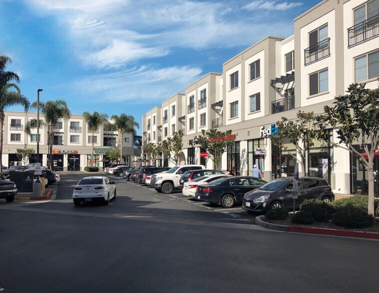 More Photos Of 5395 Napa St, San Diego Apartments For Lease