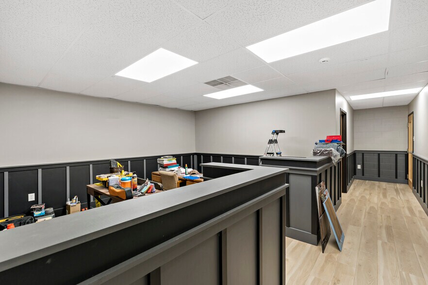 More Photos Of 7125 Saltsburg Rd, Pittsburgh Medical For Sale