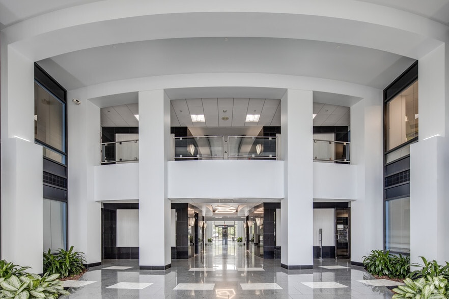 More Photos Of 151 Southhall Ln, Maitland Office For Lease