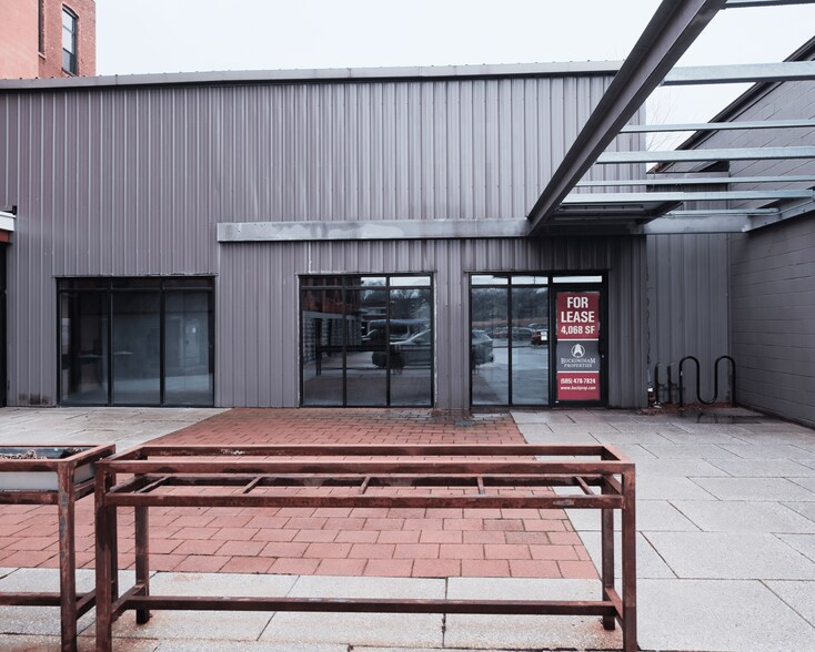 More Photos Of 739 Clinton Ave S, Rochester Apartments For Lease