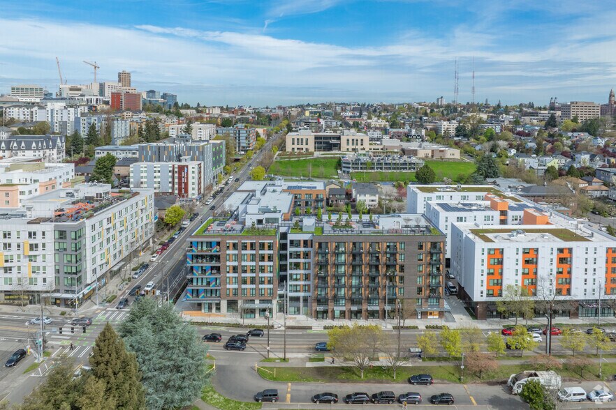 More Photos Of 104 12th Ave, Seattle Apartments For Lease