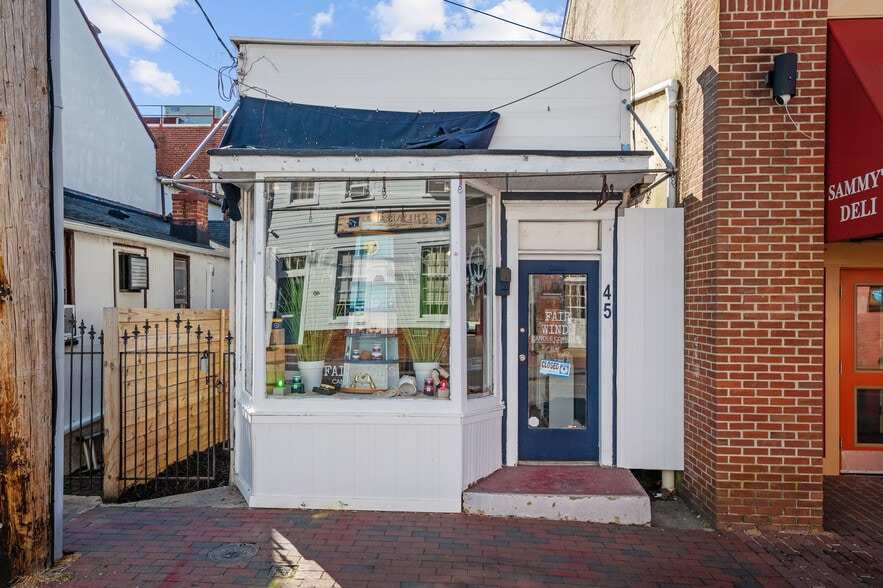 More Photos Of 45 Randall St, Annapolis Storefront For Sale