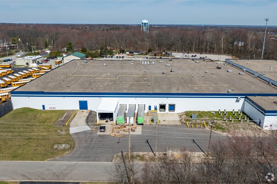 More Photos Of 4000-4024 Precision Dr, Cincinnati Manufacturing For Sale